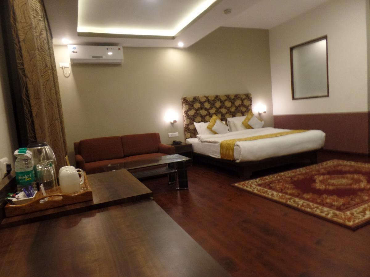 The Lindsay Cheu Den Hotel Гангток Екстериор снимка